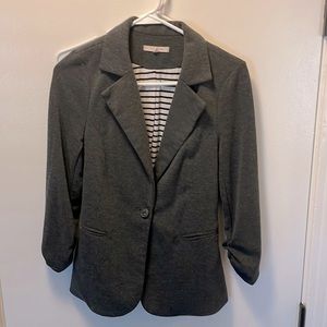 41 Hawthorn Structured knot blazer